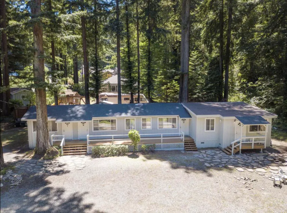 Masood's Lodge hotel hero