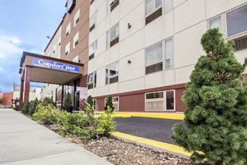 Comfort Inn Brooklyn Cruise Terminal hotel detail image 2