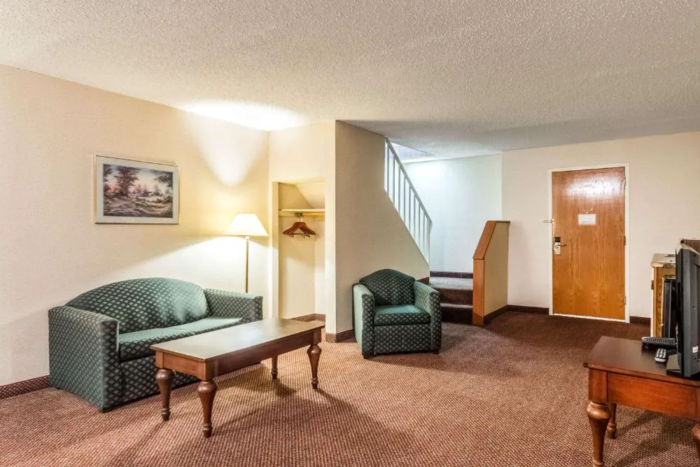 Quaint Inn &Suites hotel hero