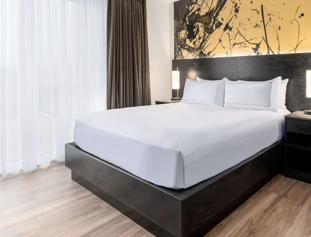 Holman Riverfront Park Hotel Salem, Tapestry by Hilton hotel detail image 3