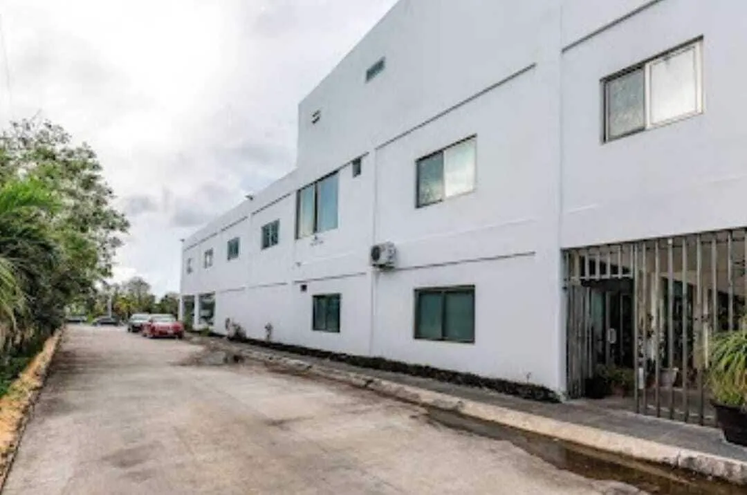 Hotel Suites Aeropuerto Cancun hotel hero