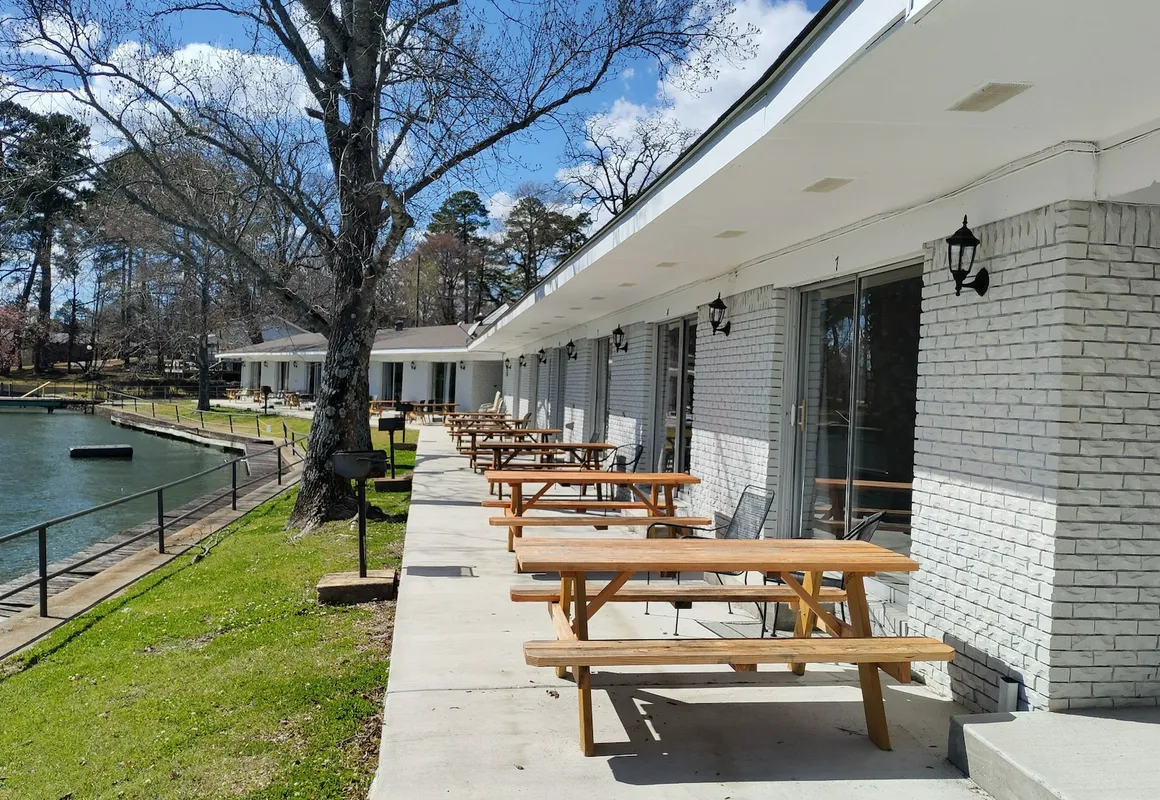 Willow Beach Resort hotel hero