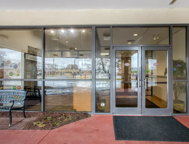 OYO Townhouse Owensboro West hotel detail image 3