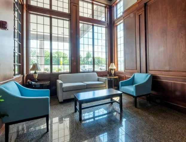 HomeTowne Studios by Red Roof Wilmington - New Castle hotel detail image 4