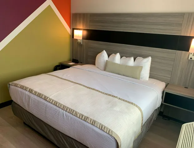 Best Western Plus Brooklyn-Prospect Park hotel detail image 3