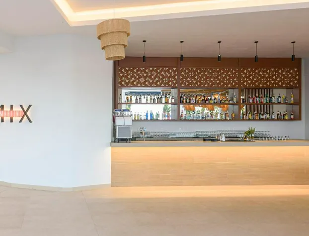 Royalton Splash Riviera Cancun, An Autograph Collection All-Inclusive Resort hotel detail image 2