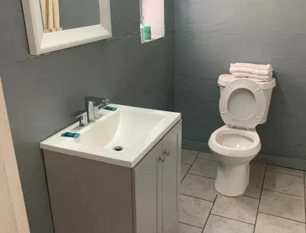 Economy Inn hotel detail image 3