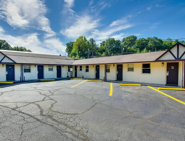 Scottish Inns Collinsville-Martinville hotel detail image 1