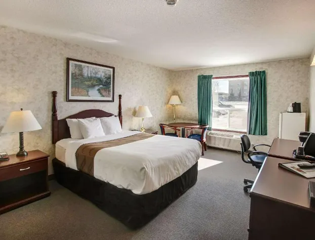 Ramada by Wyndham Nisku Edmonton Airport hotel detail image 3