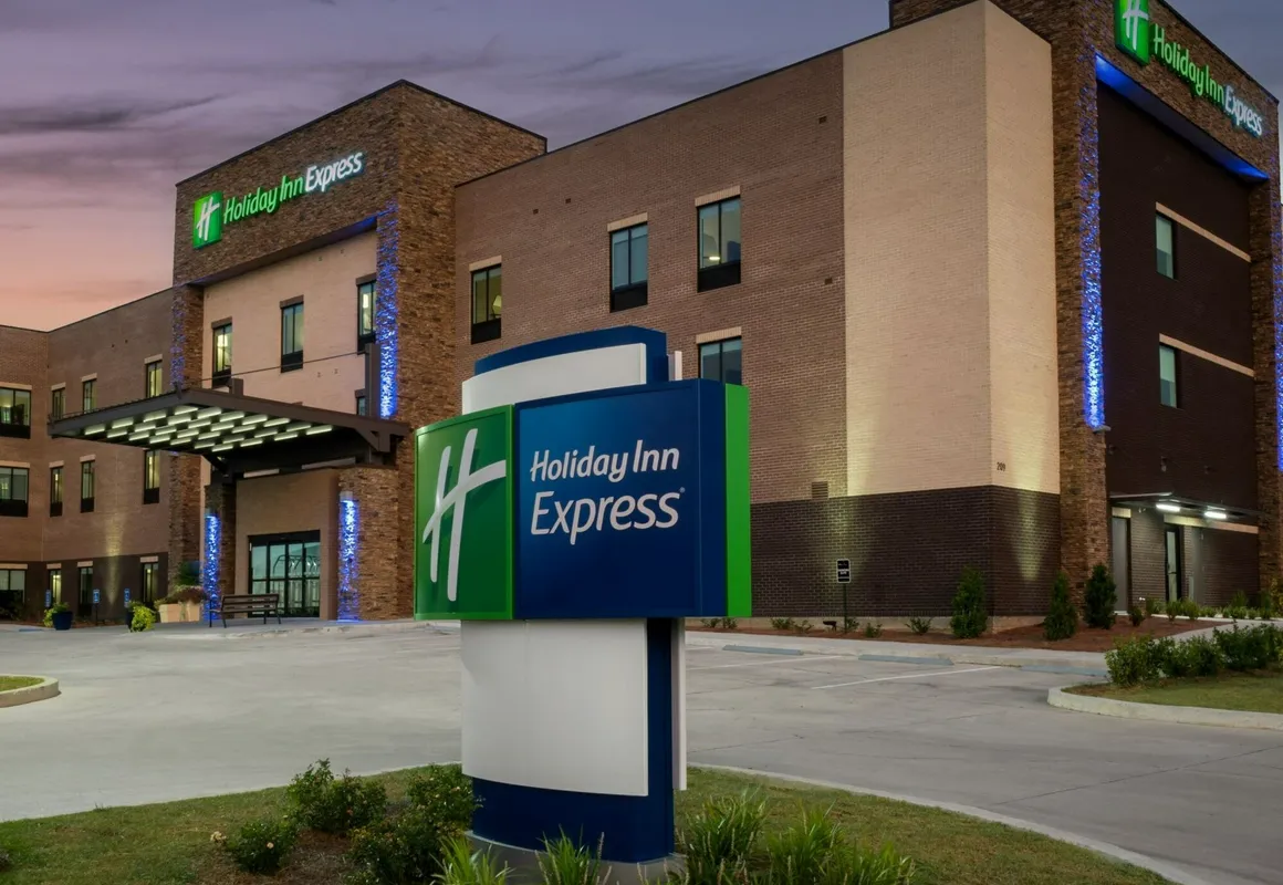 Holiday Inn Express Hattiesburg West Univ Area by IHG hotel hero