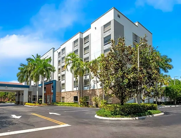 Hampton Inn Weston Ft. Lauderdale hotel detail image 1