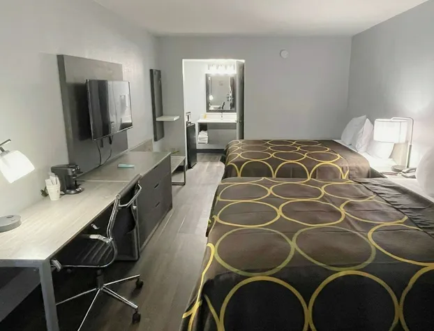 Super 8 By Wyndham Pigeon Forge Downtown hotel detail image 4