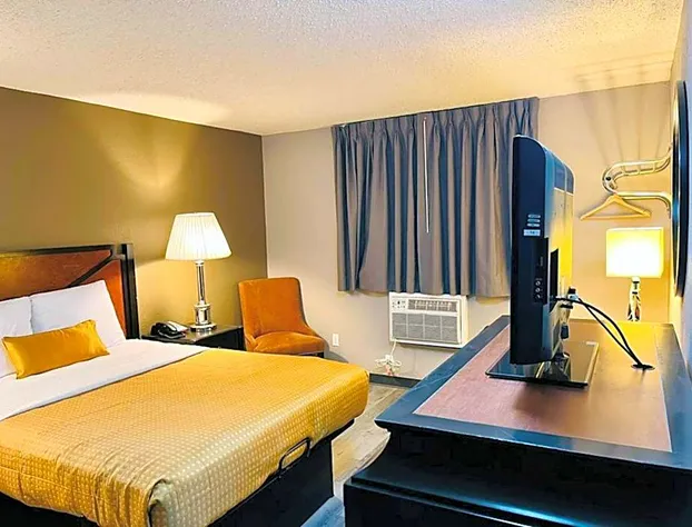 Super 8 by Wyndham Benton Harbor - St. Joseph hotel detail image 3