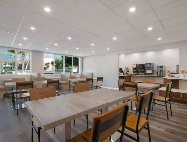 SureStay Plus By Best Western Upland Ontario North hotel detail image 3