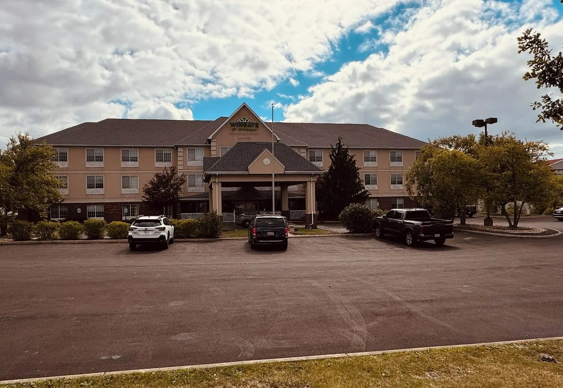 Wingate by Wyndham Mansfield OH hotel hero