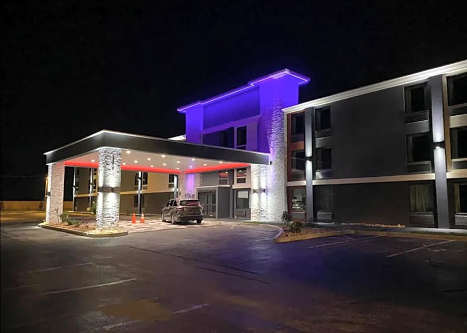 Baymont by Wyndham Chattanooga/Eastridge hotel hero