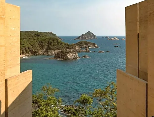 Four Seasons Resort Tamarindo hotel detail image 4