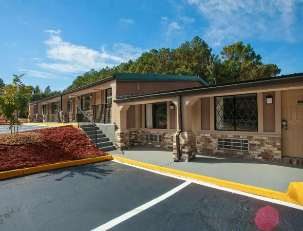 Travelodge by Wyndham Macon West hotel detail image 3