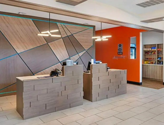 Best Western Plus Executive Residency Carlsbad Hotel hotel detail image 1