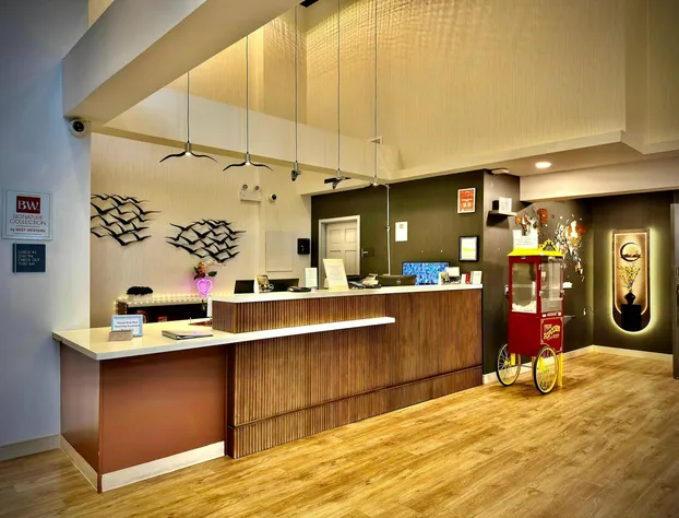 Quality Inn & Suites Thunder Bay Downtown hotel detail image 3