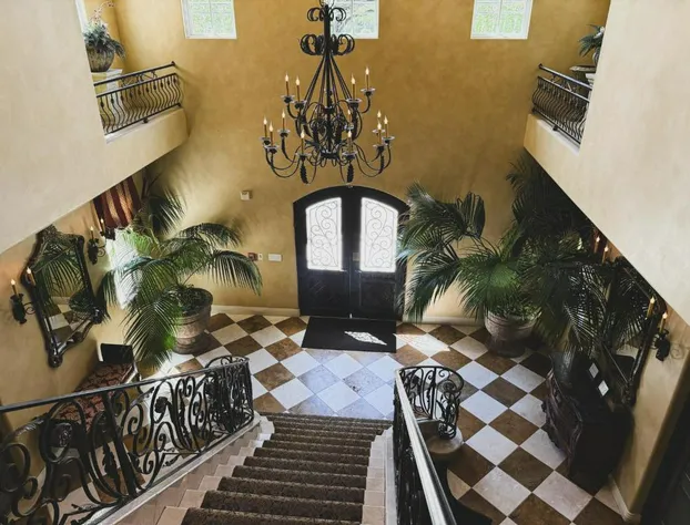 Villa Arden Hills hotel detail image 3