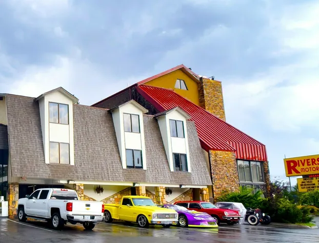 Tennessee Mountain Lodge Riverside by OYO hotel detail image 3