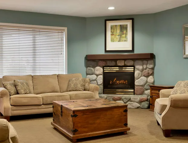 Travelodge by Wyndham Edson hotel detail image 1