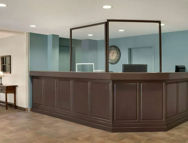 Travelodge by Wyndham Edson hotel detail image 3