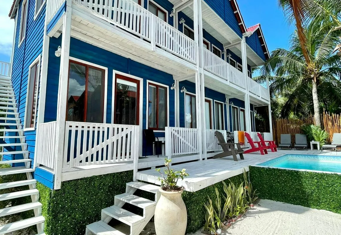 Marina Sunrise hotel hero