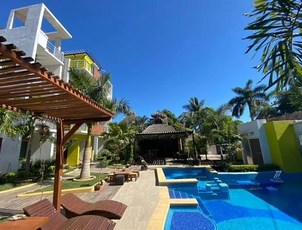 Coco Mar Suites hotel detail image 2