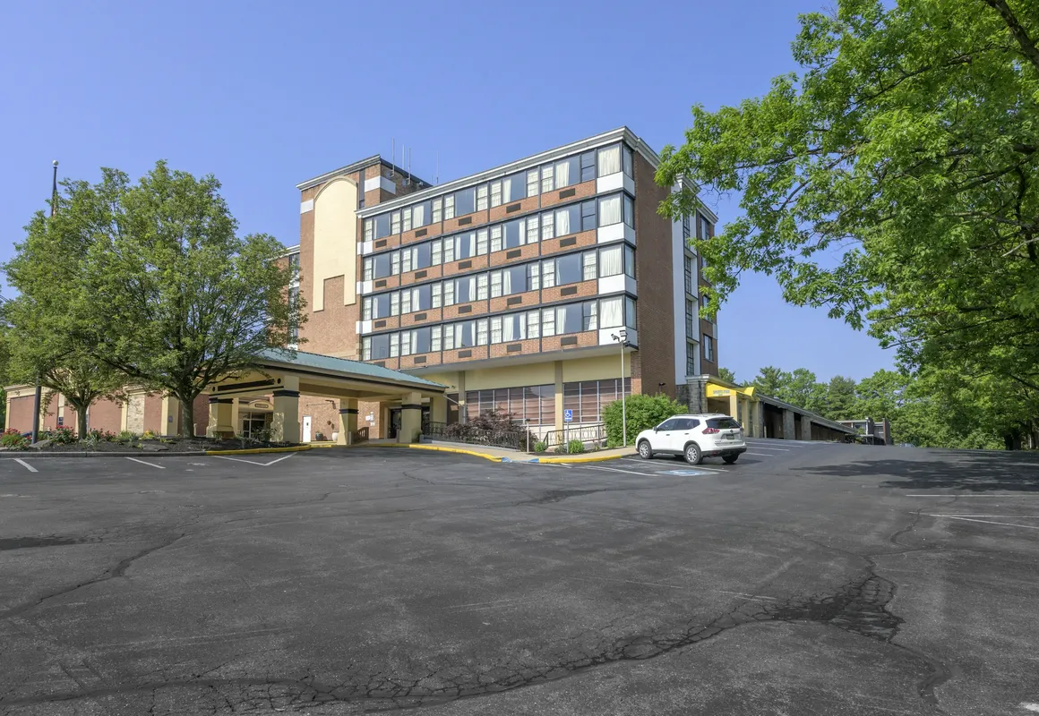 Inn at Lebanon - Hershey & Manheim area hotel hero