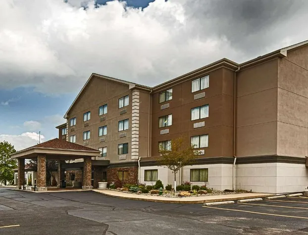 Comfort Inn & Suites Copley Akron hotel detail image 2