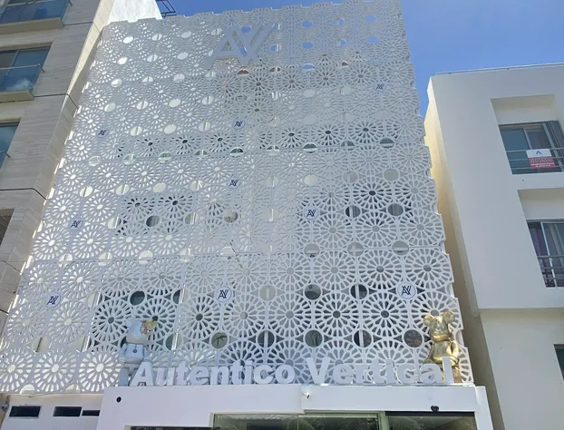 Auténtico Vertical Playa del Carmen hotel detail image 2