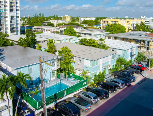 Praia Hotel Boutique & Apartments Miami Beach hotel detail image 1