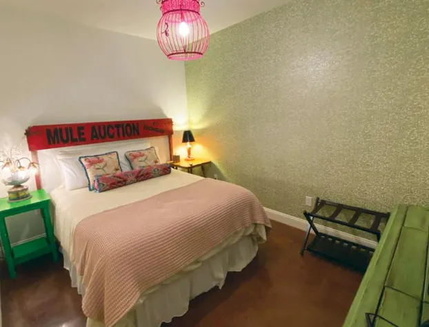 Mulberry Inn hotel detail image 3