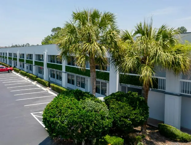 Oneway Savannah hotel detail image 1