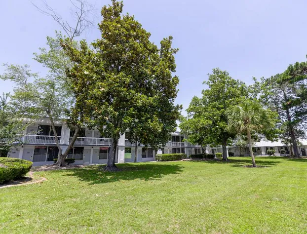 Oneway Savannah hotel detail image 3