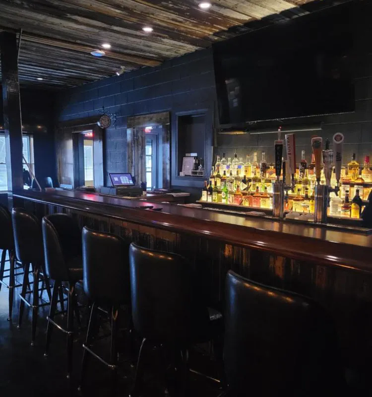 The Honey Bee Motel hotel hero