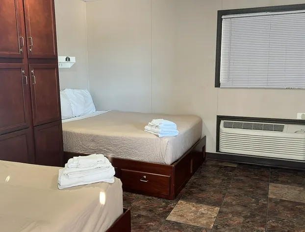 The Armadillo Hotel Karnes City hotel detail image 1