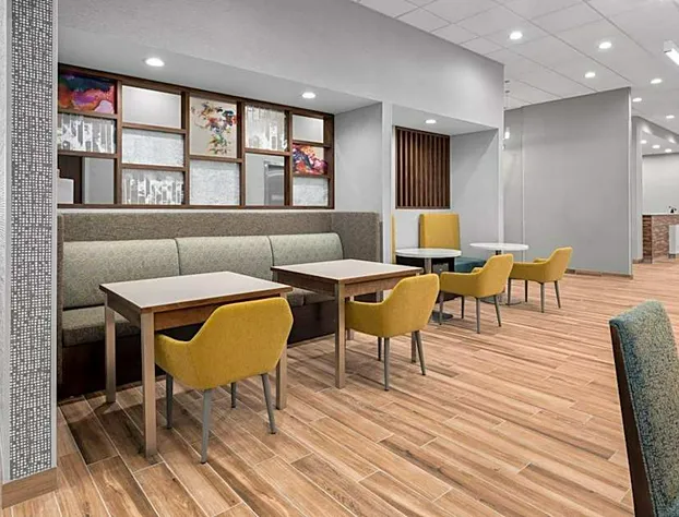 Hampton Inn Saline hotel detail image 4