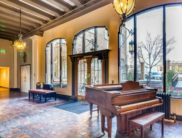 Hotel Petaluma, Tapestry Collection by Hilton hotel detail image 3