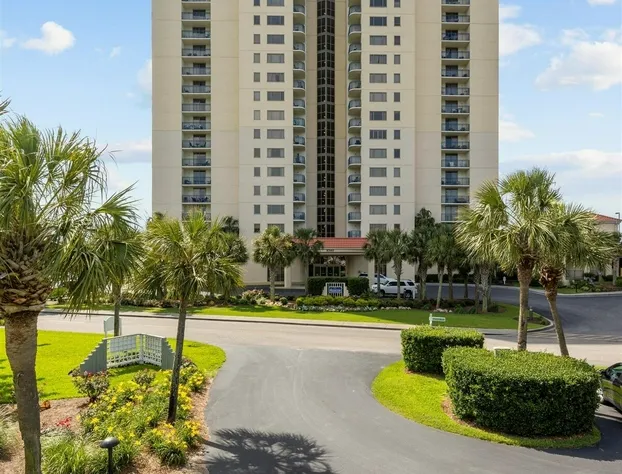 Brighton Tower 1909 3br 3ba Oceanfront 3 Bedroom Condo by RedAwning hotel detail image 2