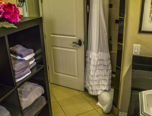 snow canyon view bed and breakfast hotel detail image 3