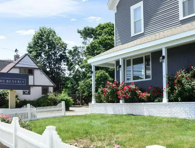 The Beverly hotel detail image 4