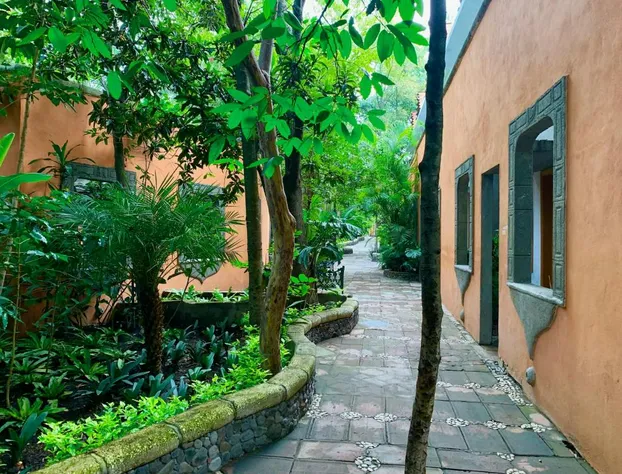 Hotel La Casa de los Árboles hotel detail image 1