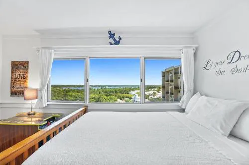 Pinnacle Port by Panhandle Getaways hotel detail image 1