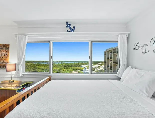 Pinnacle Port by Panhandle Getaways hotel detail image 2