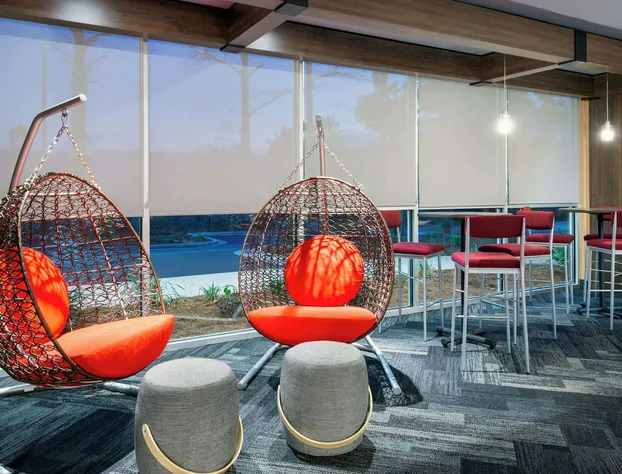 Tru by Hilton Wilmington hotel detail image 3