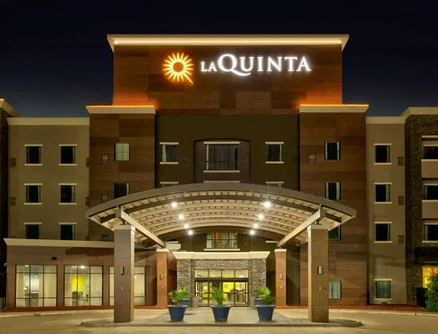 La Quinta Inn & Suites by Wyndham Lubbock Southwest hotel detail image 1