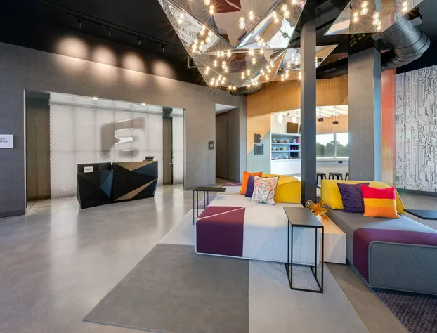 Aloft Lawrenceville Sugarloaf hotel detail image 2